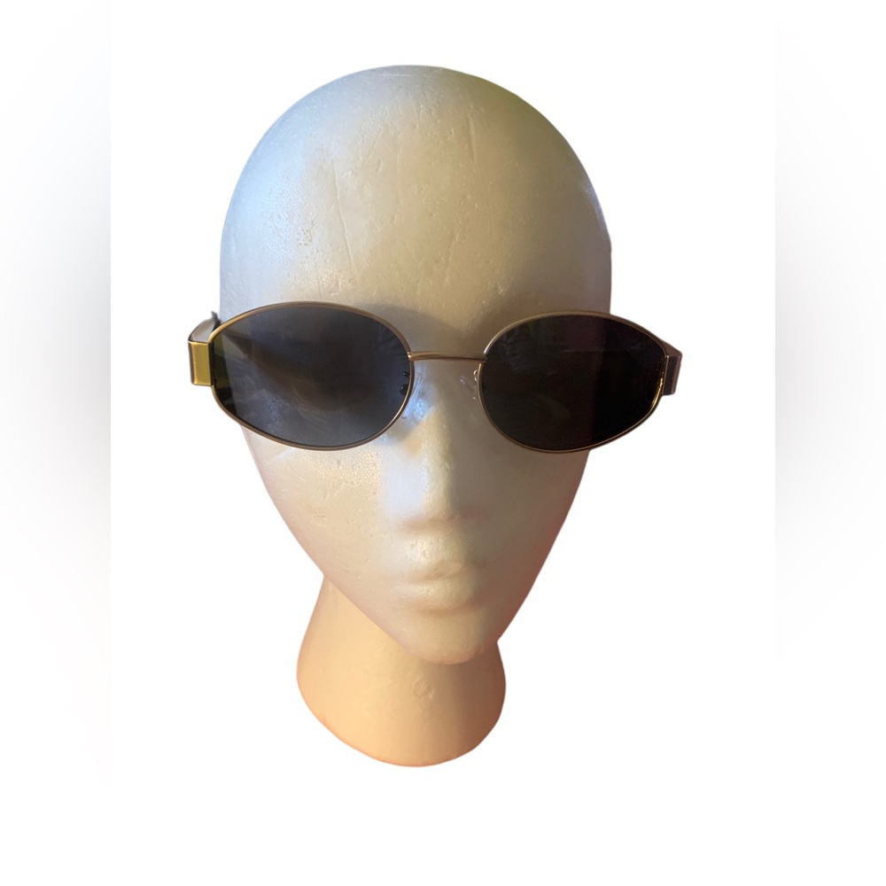 LIVHO oval, trendy polarized sunglasses brand new